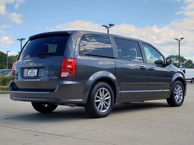 Used 2016 Dodge Grand Caravan SE image 6
