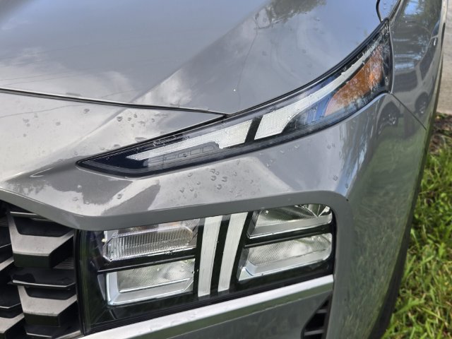 Used 2023 Hyundai Santa Fe SEL FWD image 7