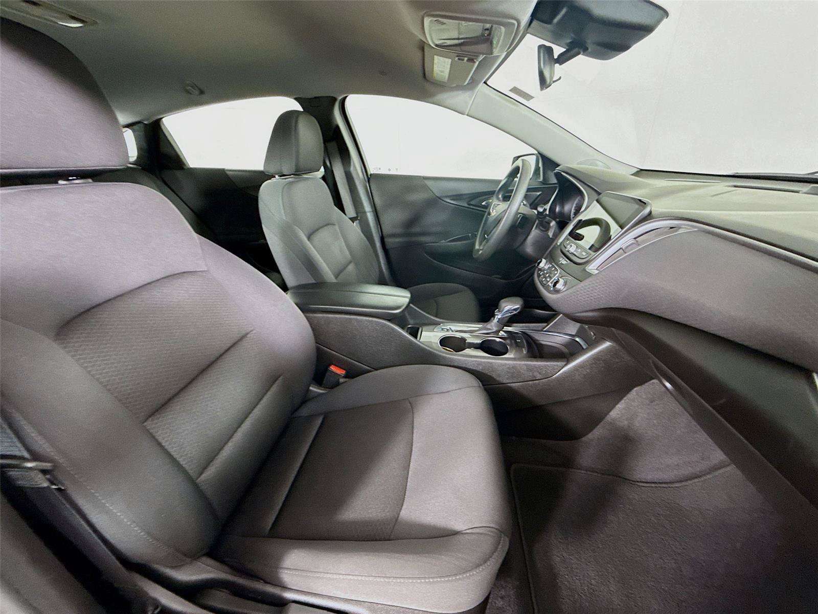Used 2023 Chevrolet Malibu LT FWD image 27