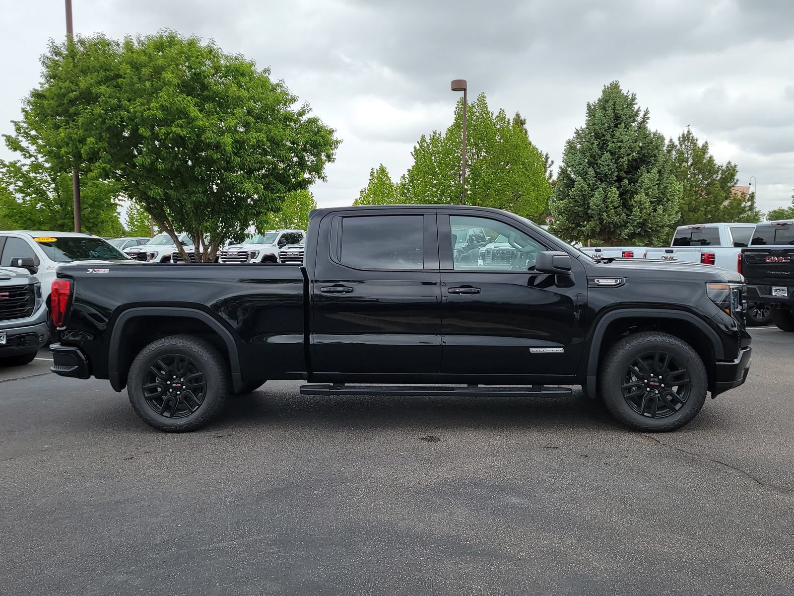 New 2026 GMC Sierra 1500 Elevation w/ Preferred Package AWD/4WD image 2