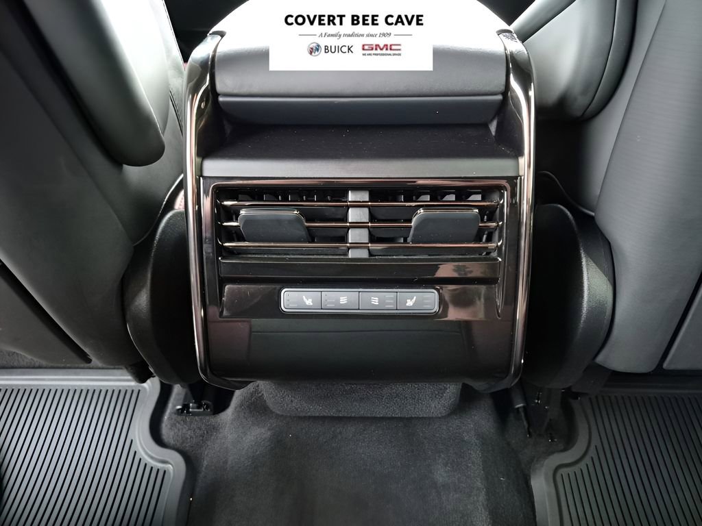 Used 2023 Land Rover Range Rover Sport SE Dynamic image 22