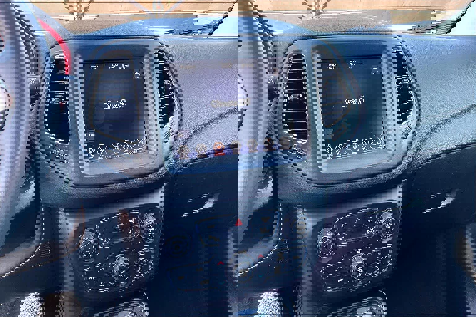 Used 2021 Jeep Compass Trailhawk image 30