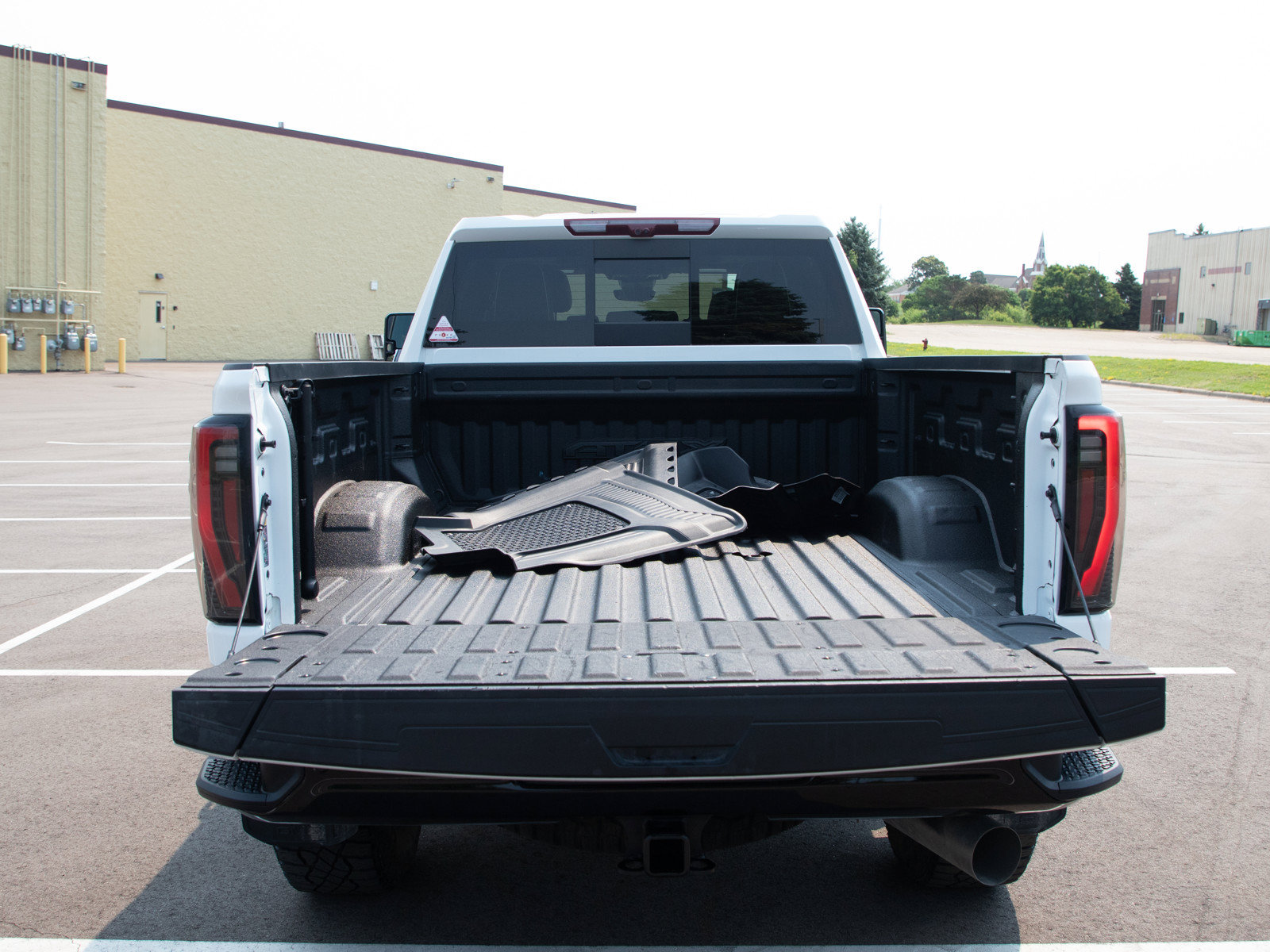 Used 2024 GMC Sierra 2500 AT4X AWD/4WD image 19