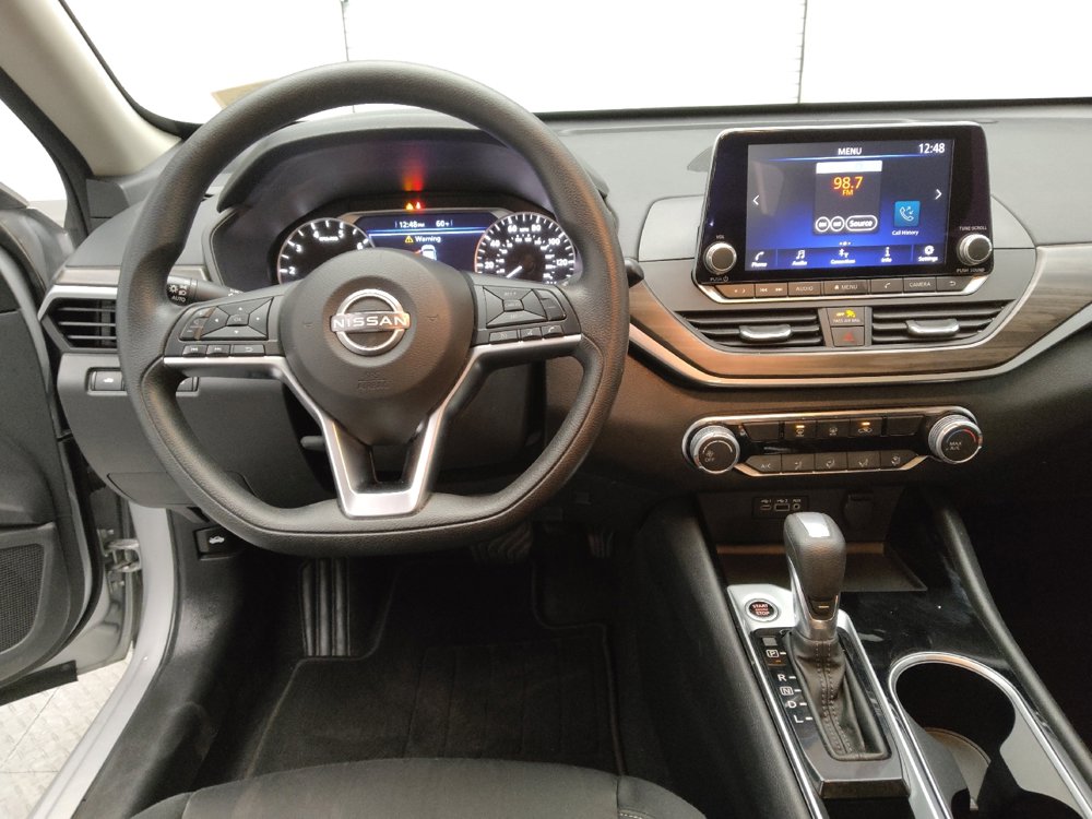 Used 2024 Nissan Altima 2.5 SV image 22