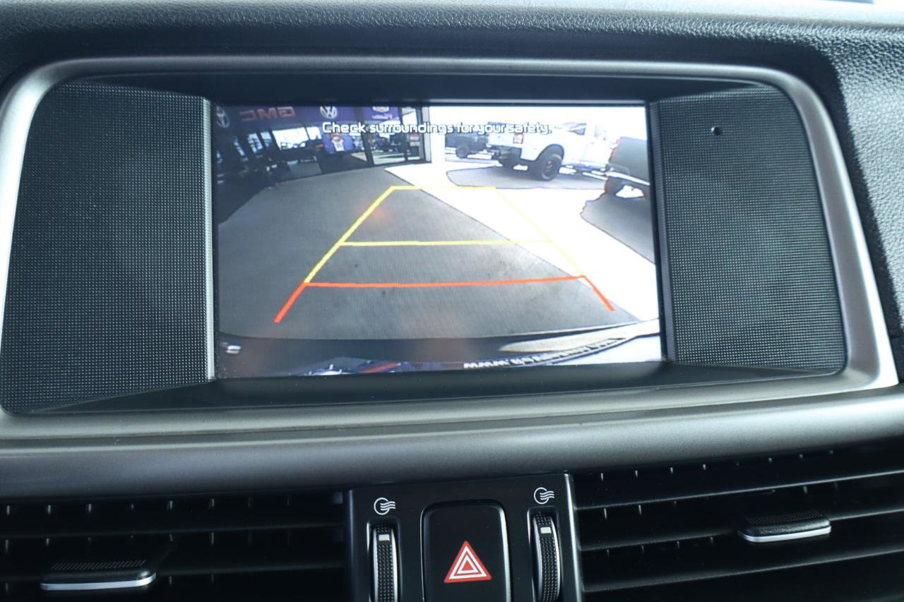 Used 2018 Kia Optima LX FWD image 25