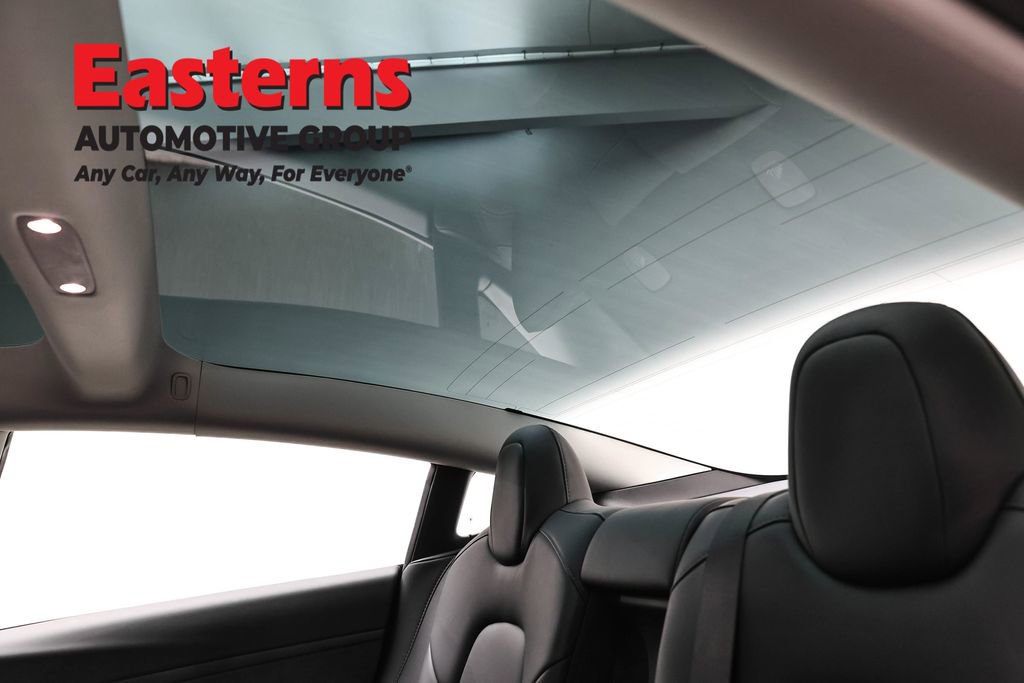 Used 2023 Tesla Model 3 Standard Range image 32