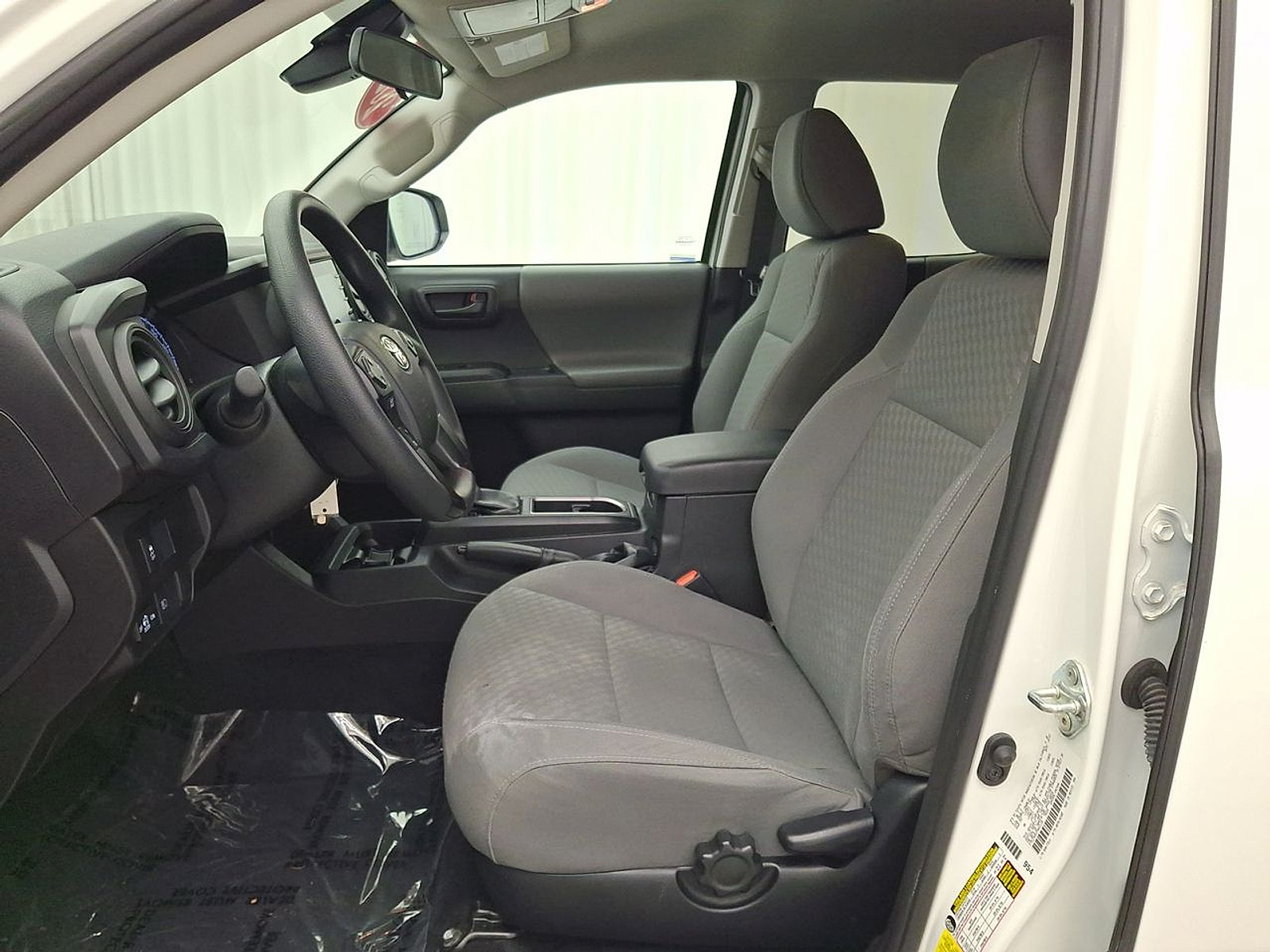 Certified 2023 Toyota Tacoma SR AWD/4WD image 15