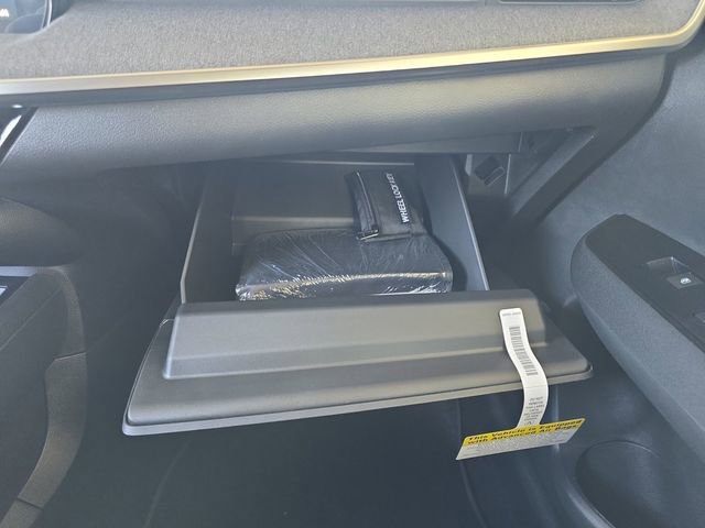 New 2026 Nissan Kicks S image 30