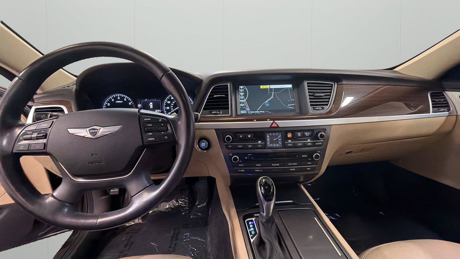 Used 2015 Hyundai Genesis 3.8 AWD/4WD image 20