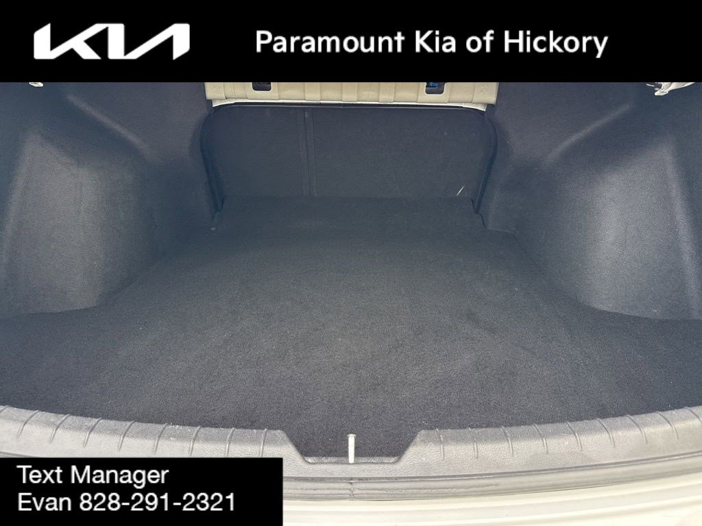 Used 2022 Kia K5 GT-Line w/ GT-Line FWD Premium Package image 11