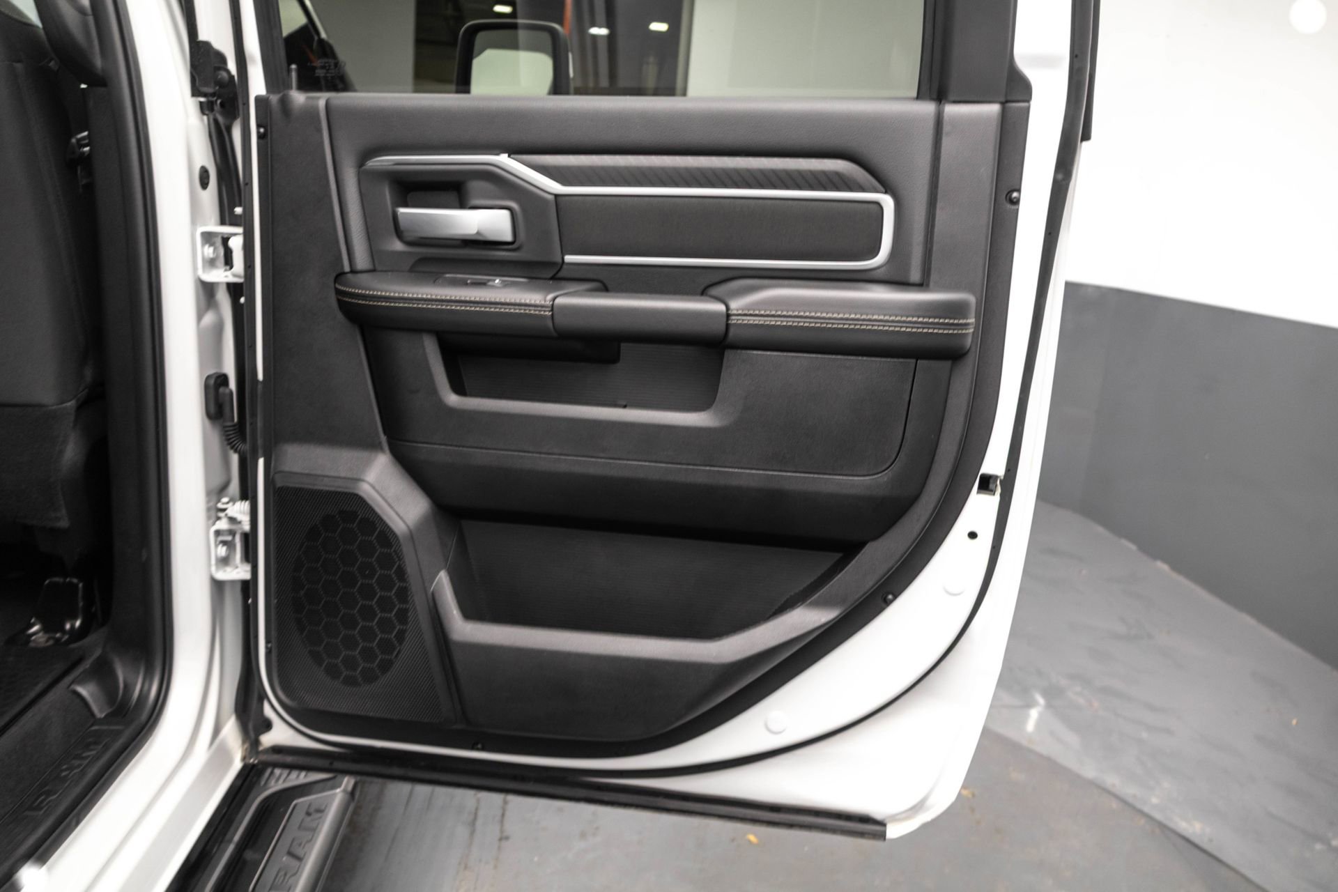 Used 2025 RAM 2500 Big Horn image 41