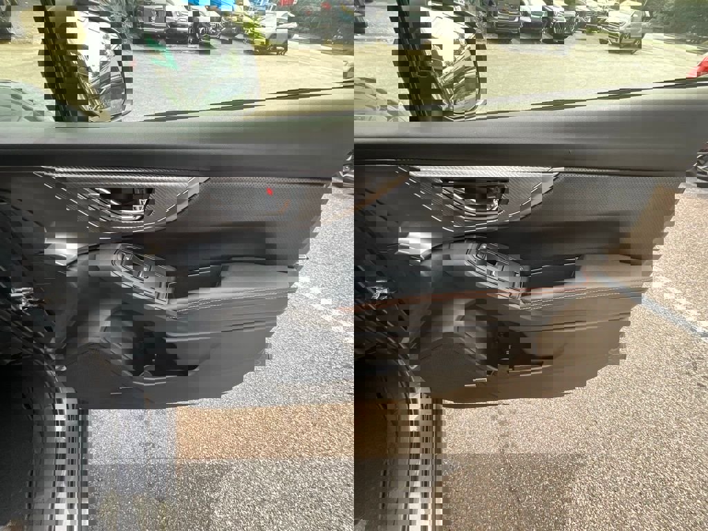 Used 2023 Subaru Crosstrek 2.5i Limited AWD/4WD image 27