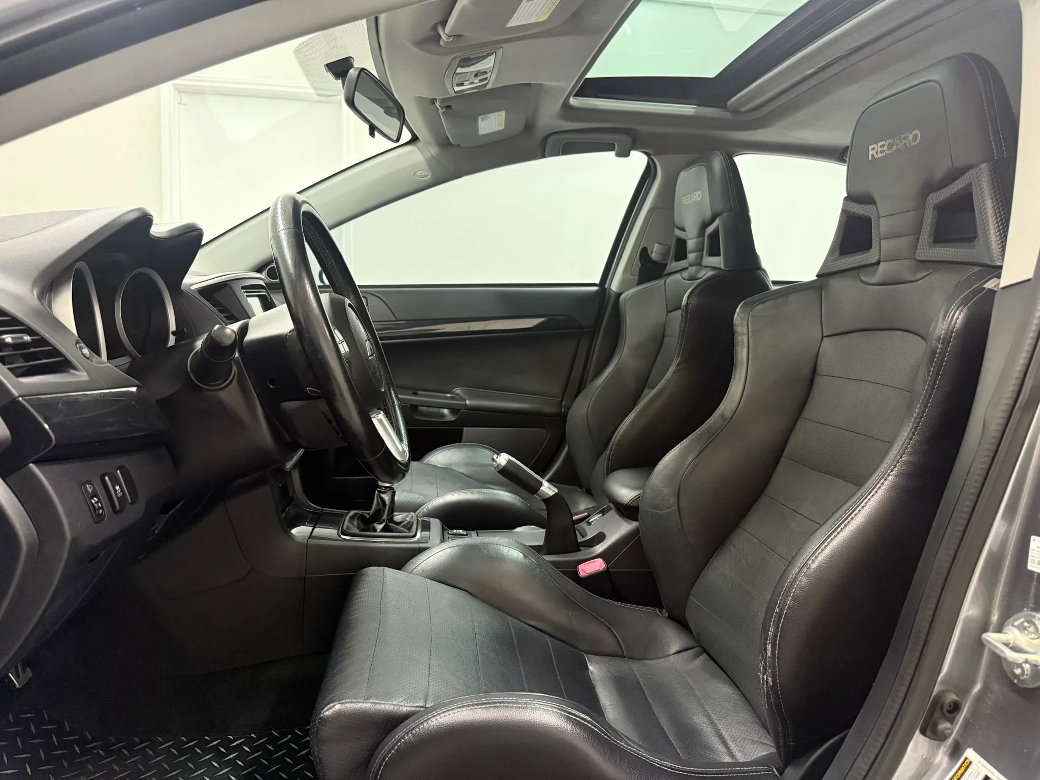 Used 2014 Mitsubishi Lancer Evolution GSR image 11