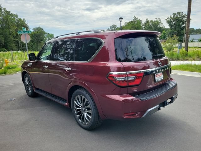 Used 2023 Nissan Armada Platinum w/ Captain's Chairs Package RWD image 3