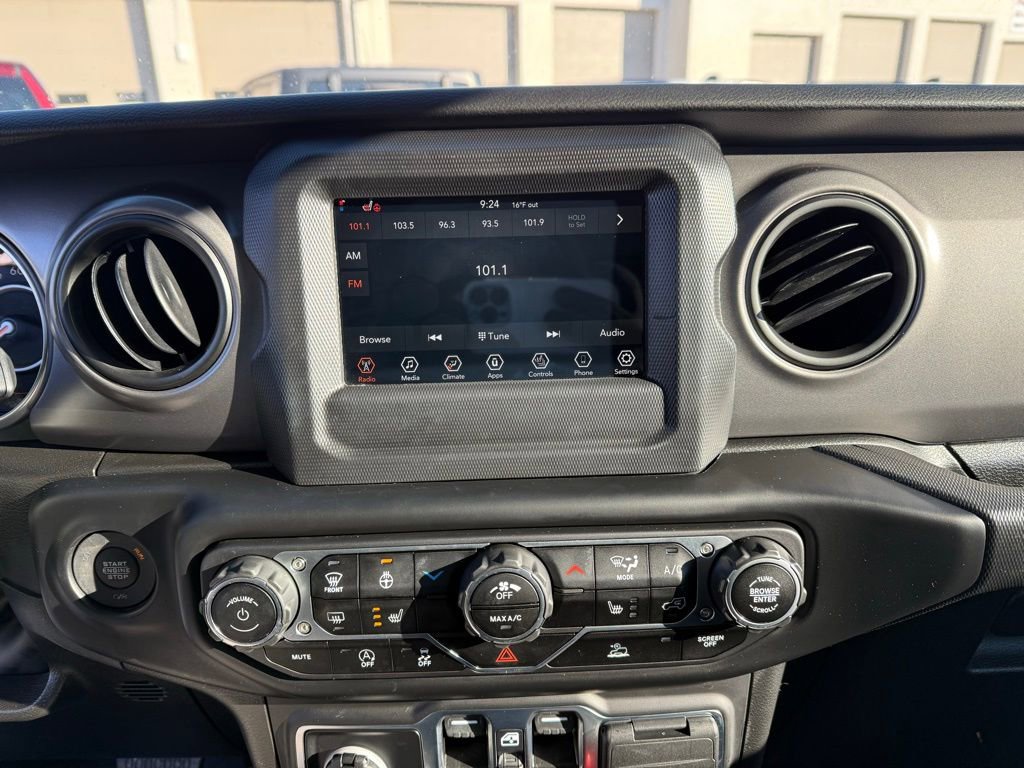 Certified 2023 Jeep Wrangler Willys image 21