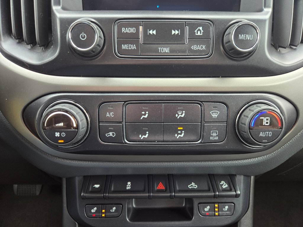 Used 2015 Chevrolet Colorado Z71 image 21