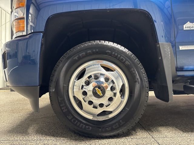 Used 2016 Chevrolet Silverado 3500 High Country w/ Duramax Plus Package image 4