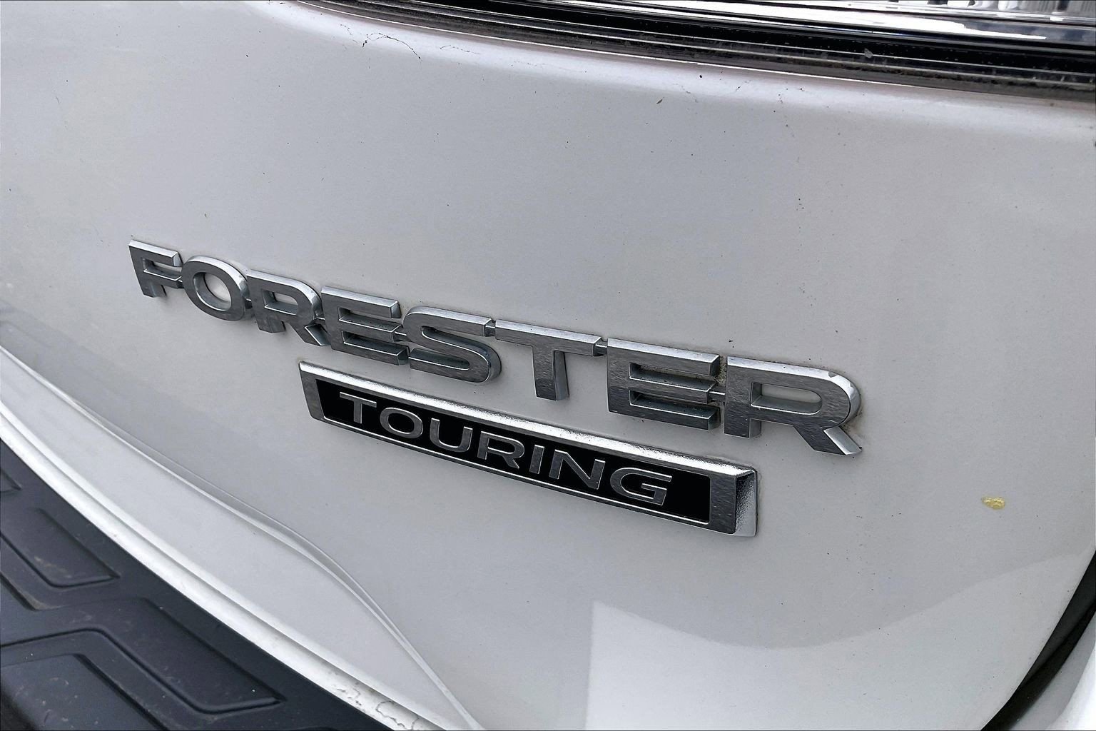 Used 2019 Subaru Forester Touring image 9