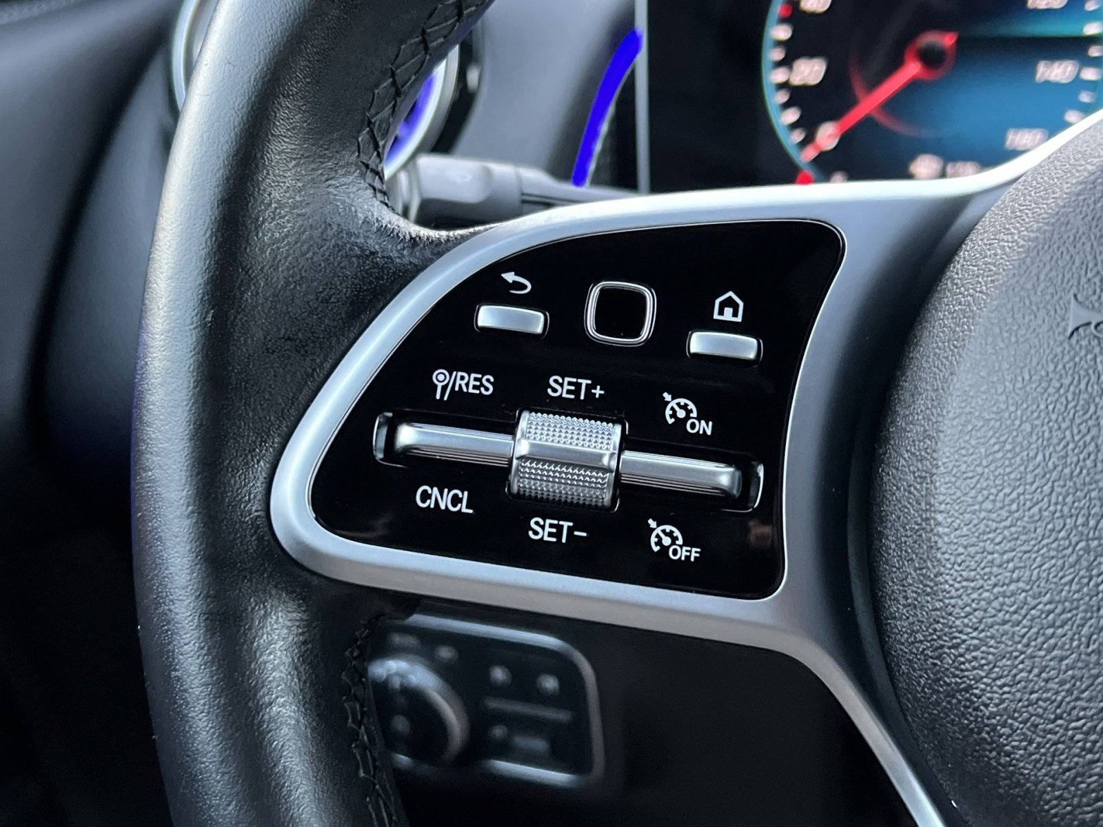 Certified 2021 Mercedes-Benz GLB 250 image 29