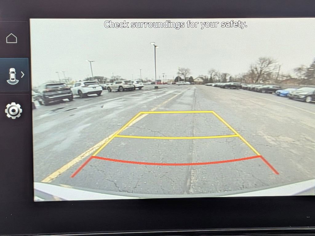 Used 2025 Hyundai Elantra SEL FWD image 18
