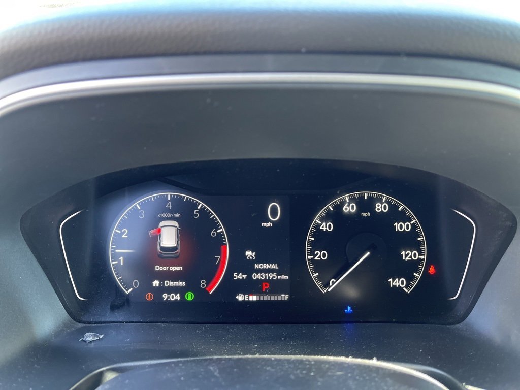 Used 2023 Honda Pilot Touring image 11