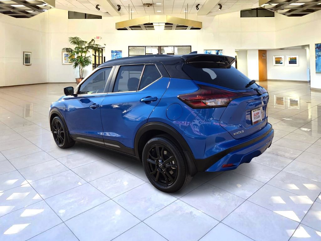 Certified 2023 Nissan Kicks SR w/ SR Premium Package FWD image 7