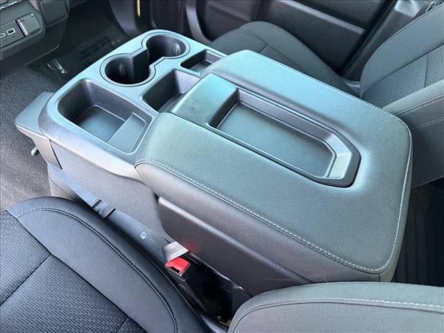 Certified 2021 Chevrolet Silverado 2500 Custom w/ Custom Value Package AWD/4WD image 23