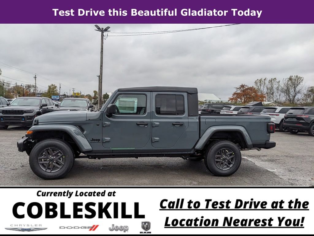 New 2026 Jeep Gladiator Sport image 4