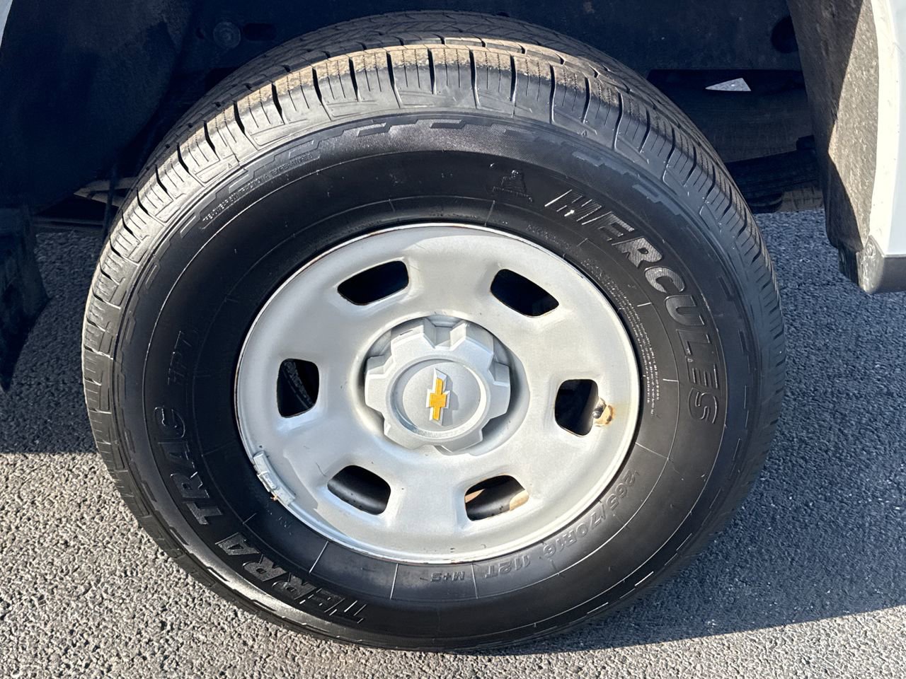 Used 2018 Chevrolet Colorado W/T image 12