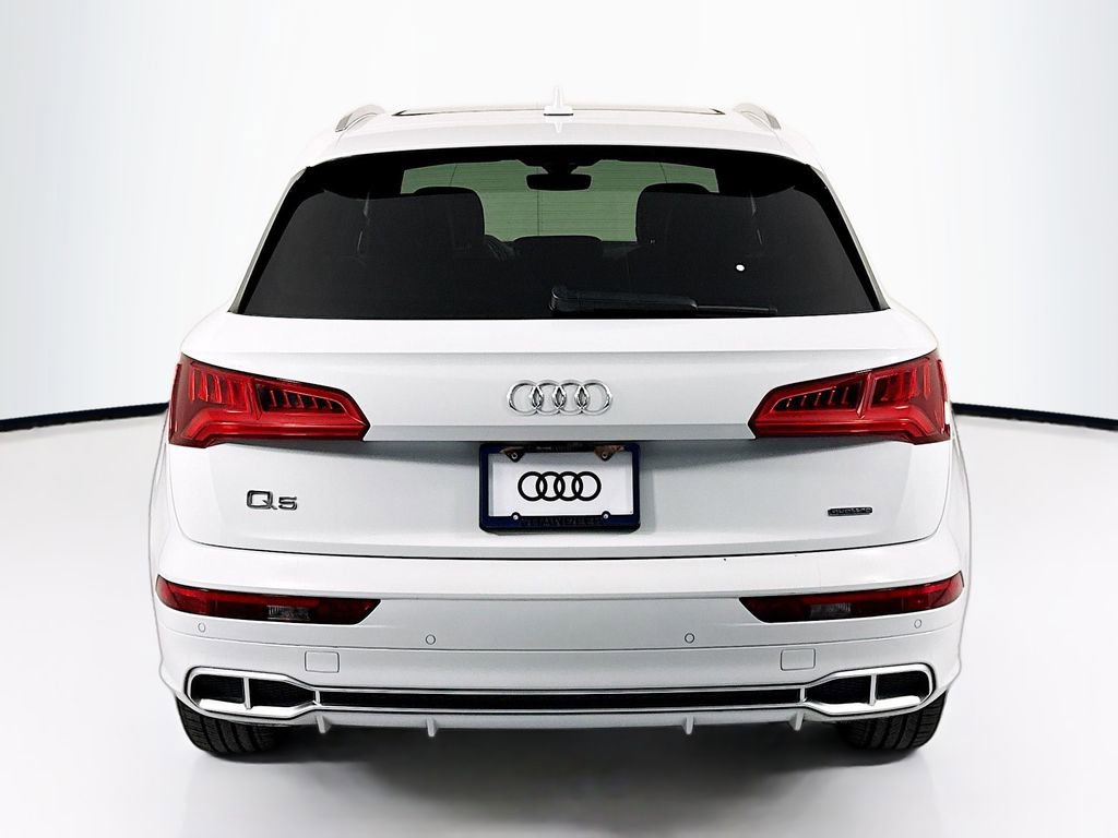 Used 2020 Audi Q5 e Premium Plus w/ Premium Plus Package AWD/4WD image 6