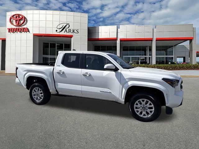 Certified 2025 Toyota Tacoma SR5 image 1