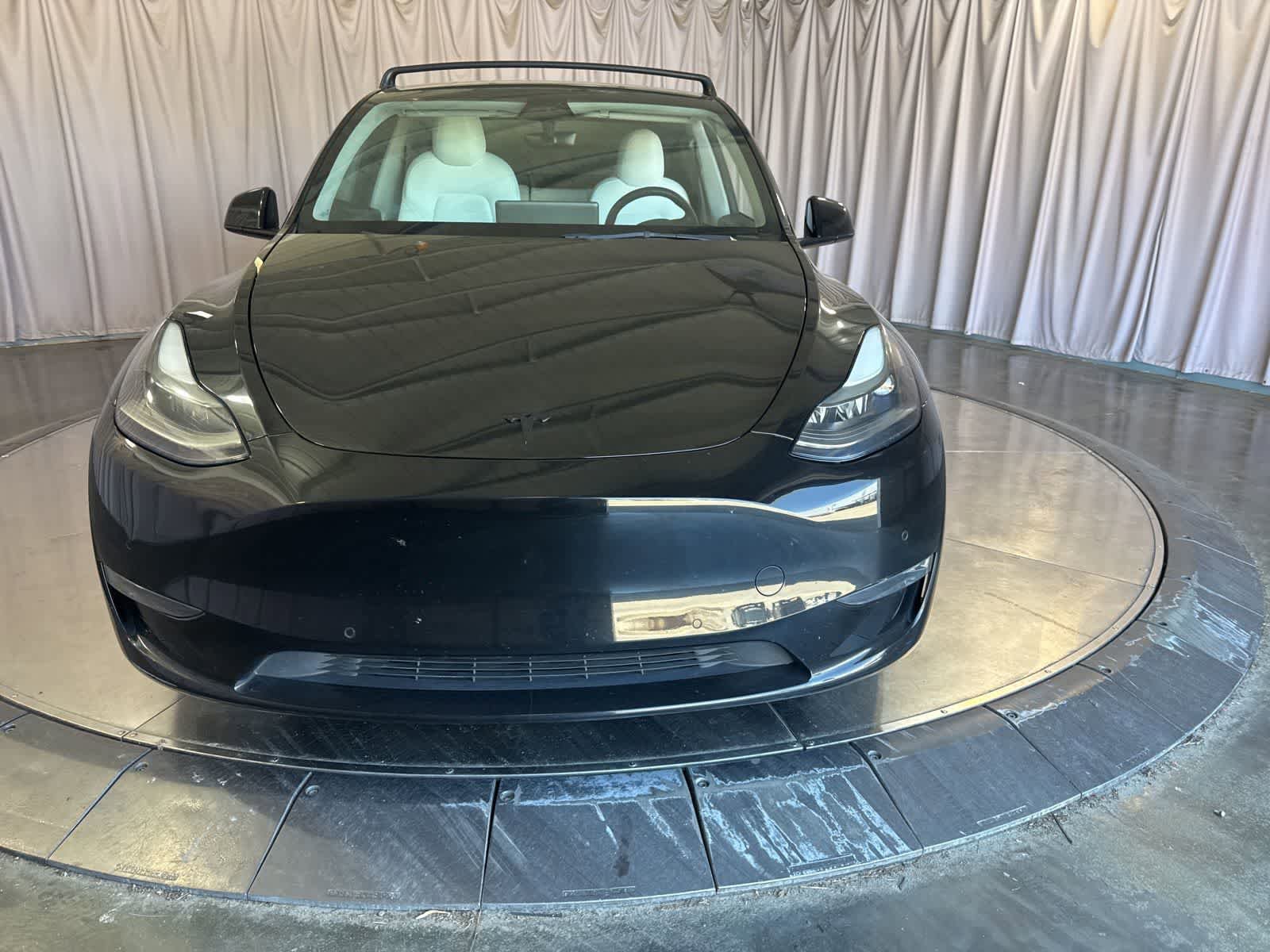 Used 2022 Tesla Model Y Performance AWD/4WD image 2