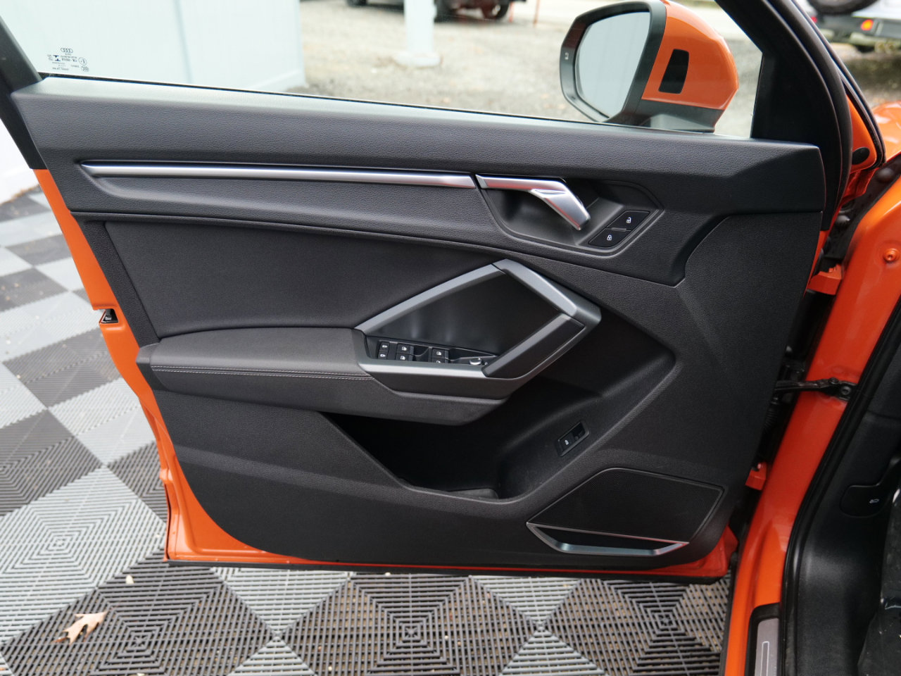 Used 2019 Audi Q3 2.0T Premium Plus w/ Premium Plus Package image 12