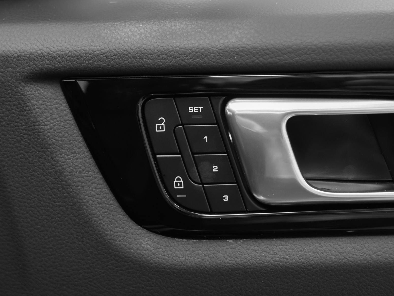 Certified 2023 Porsche Cayenne S AWD/4WD image 21