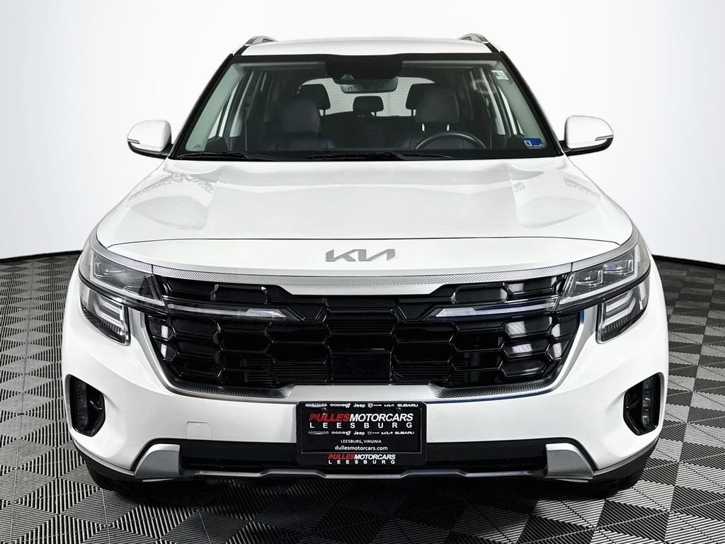 Used 2025 Kia Seltos SX AWD/4WD image 2