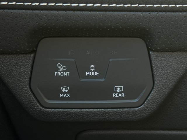 Used 2026 Volkswagen Atlas Cross Sport SE FWD image 22