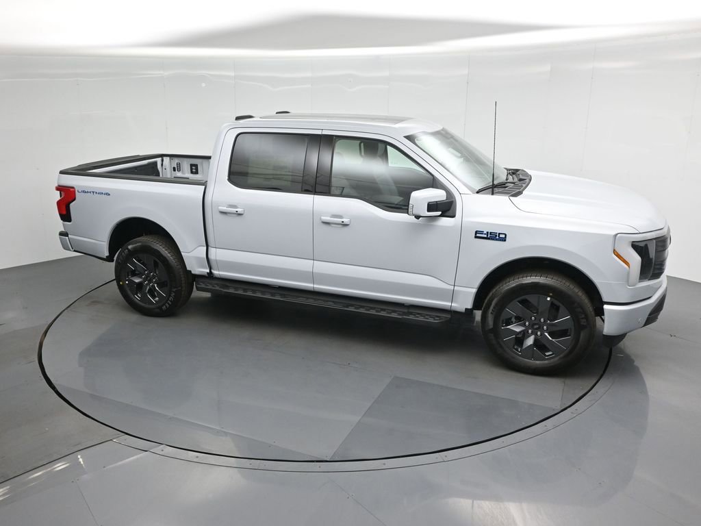 New 2025 Ford F150 Lightning Lariat image 53