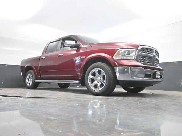Used 2018 RAM 1500 Laramie w/ Convenience Group AWD/4WD image 46