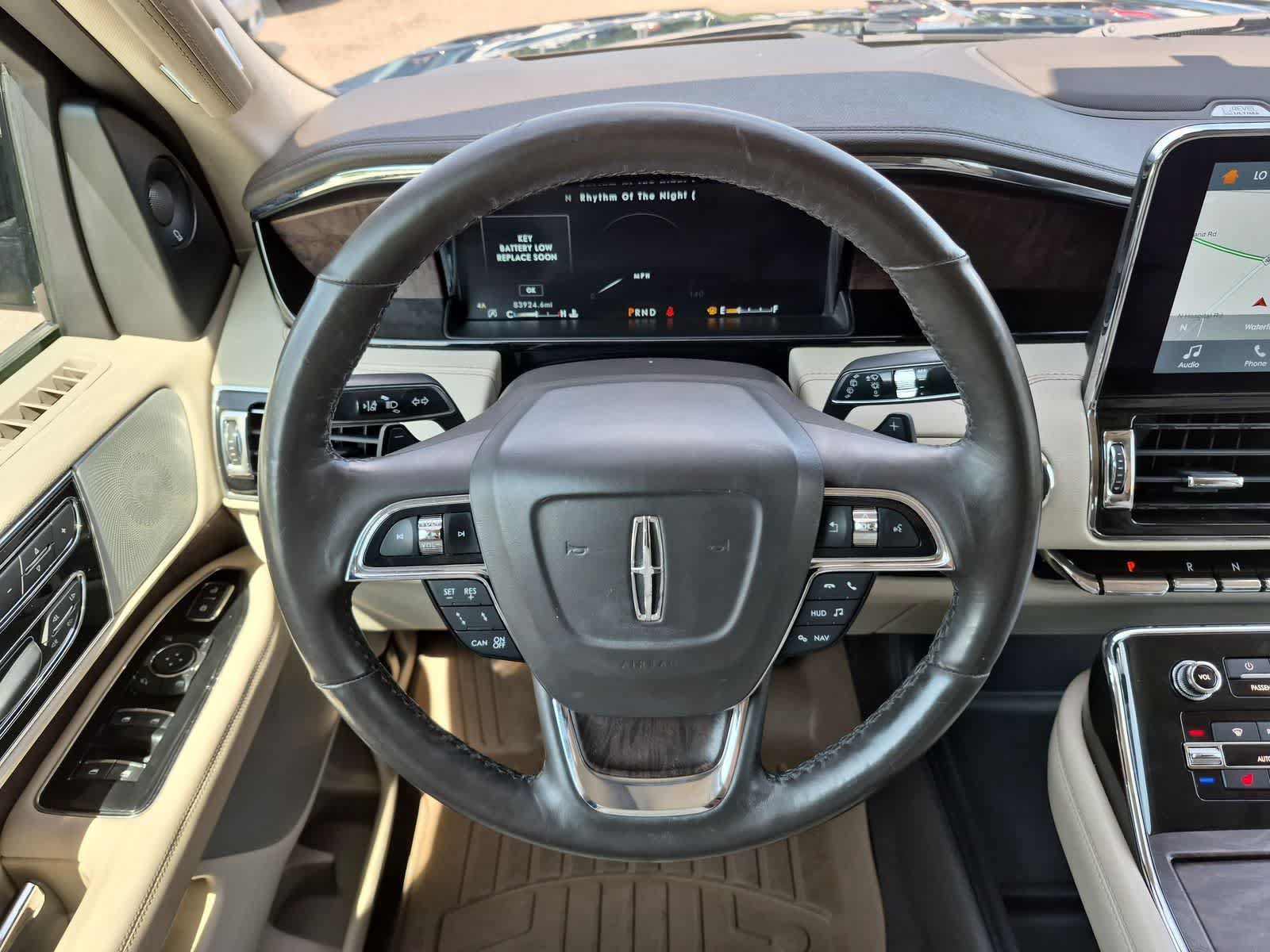 Used 2018 Lincoln Navigator Reserve w/ Technology Package AWD/4WD image 24