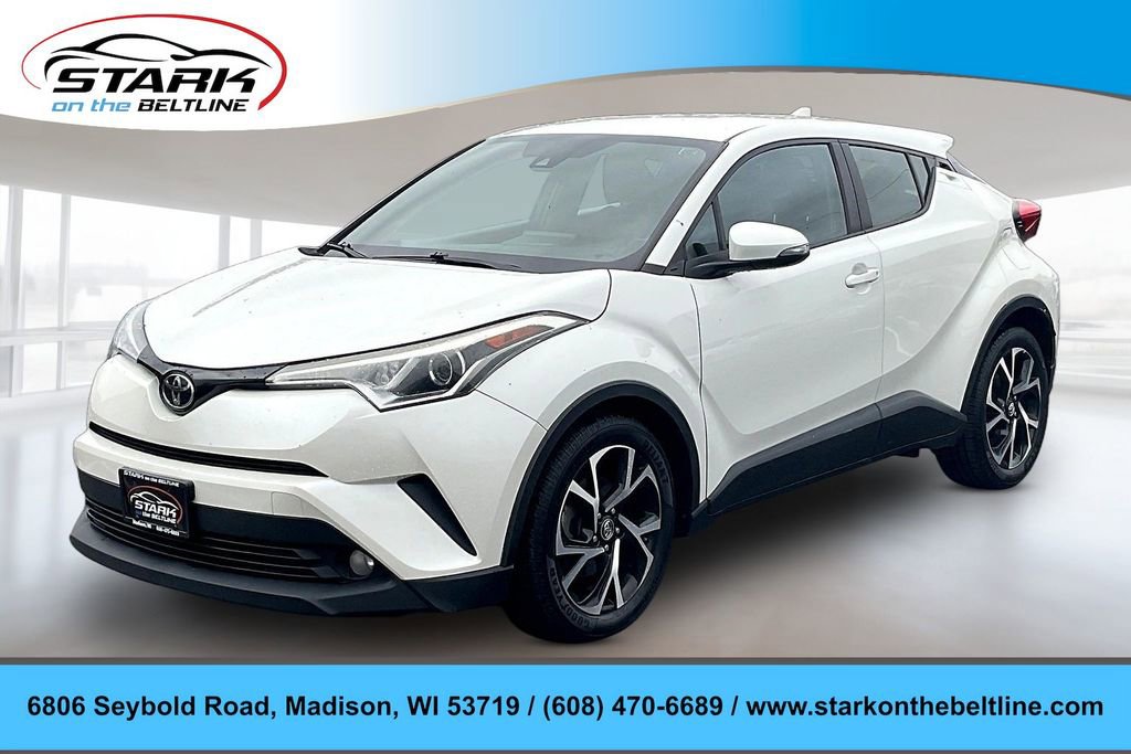 Used 2018 Toyota C-HR XLE FWD image 3