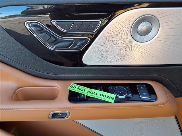 New 2025 Lincoln Aviator Black Label image 13