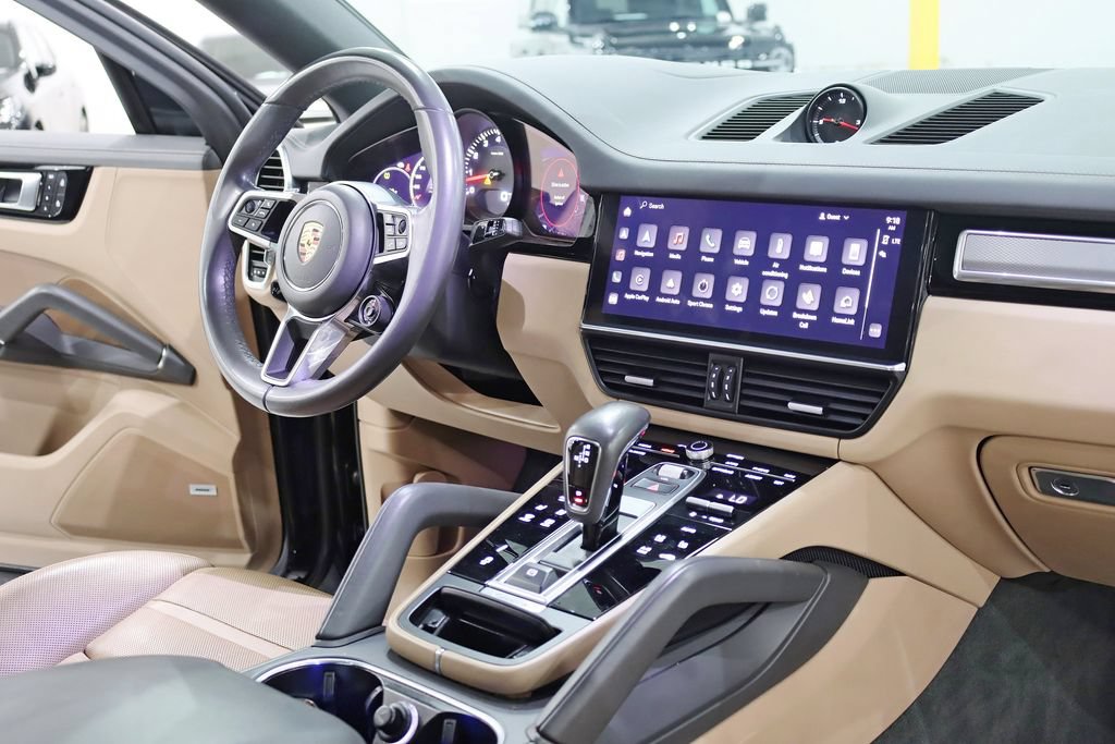 Used 2023 Porsche Cayenne S AWD/4WD image 33
