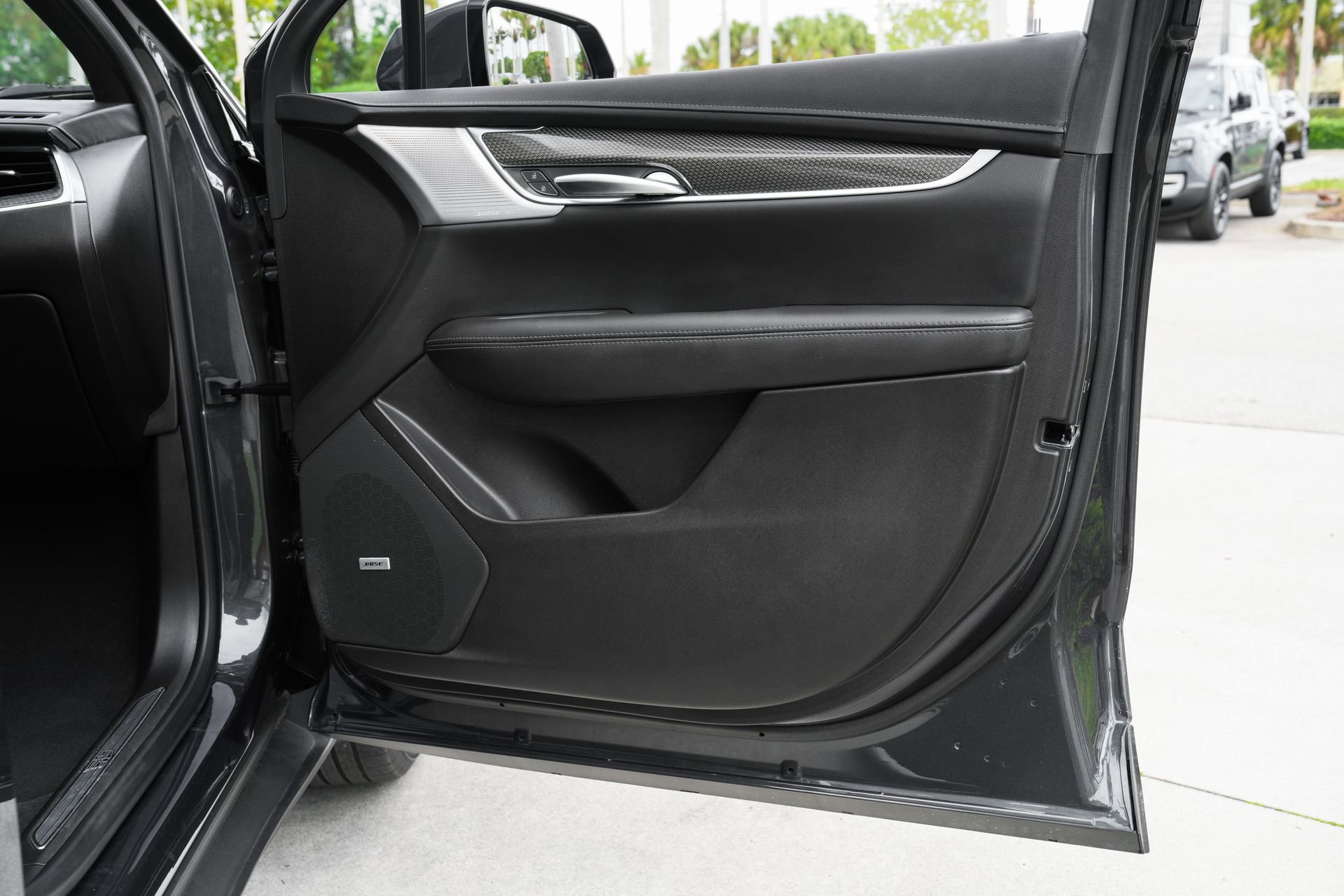 Used 2023 Cadillac XT5 Sportv w/ Technology Package image 37