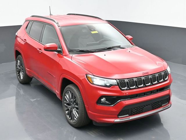 Used 2024 Jeep Compass Limited image 27