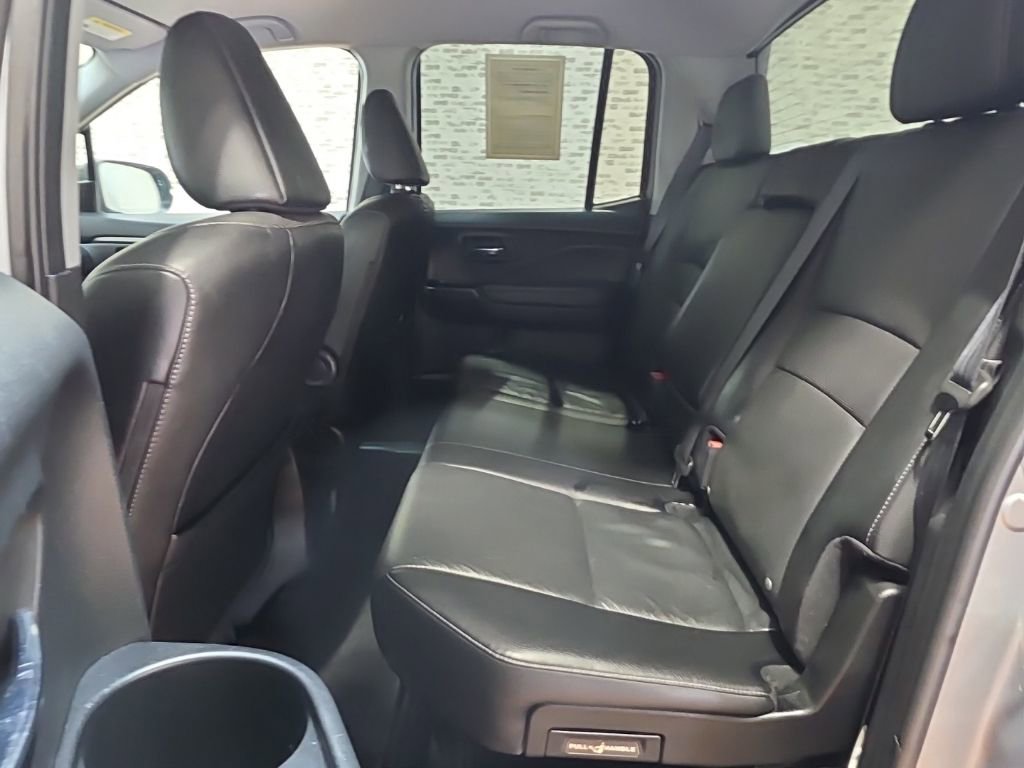 Used 2017 Honda Ridgeline RTL-T image 11