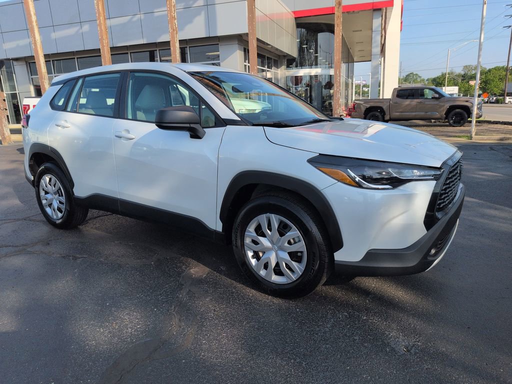 Certified 2023 Toyota Corolla Cross L AWD/4WD image 7