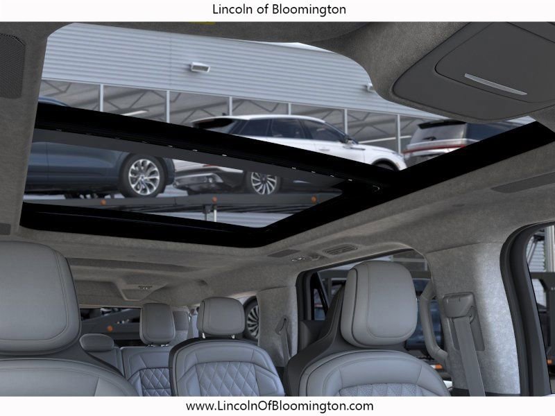 New 2026 Lincoln Navigator L Black Label w/ Black Label Special Edition AWD/4WD image 25