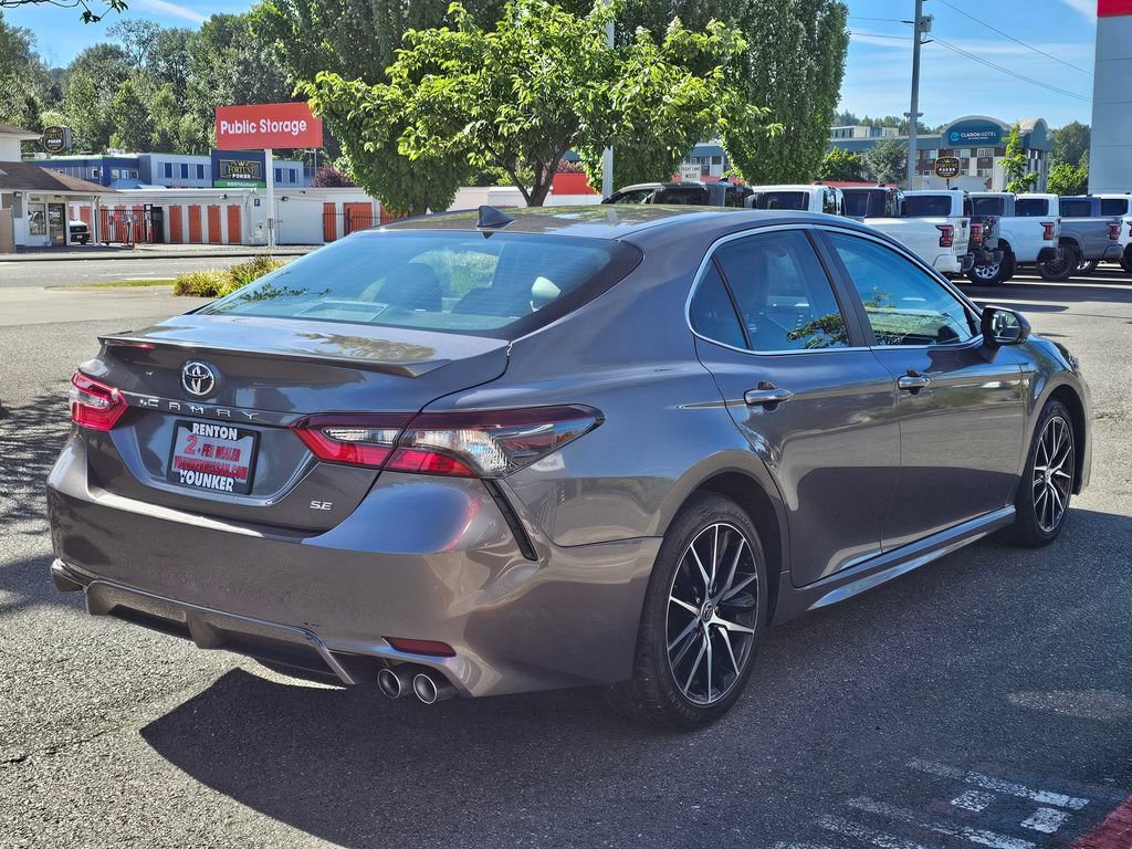 Used 2024 Toyota Camry SE FWD image 5