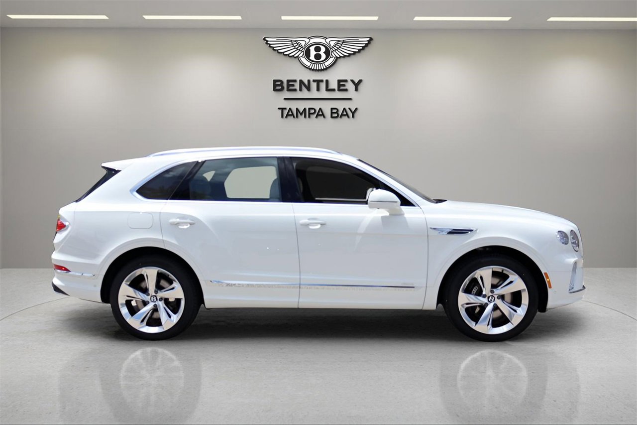 New 2025 Bentley Bentayga image 8