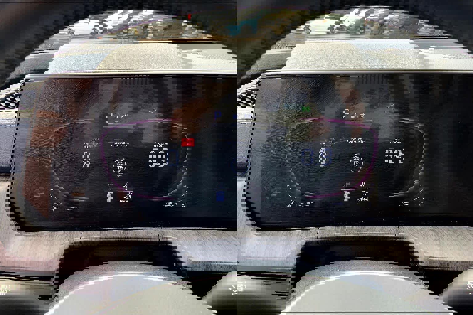 Used 2023 Kia Telluride EX w/ EX Captain's Chair Package image 24